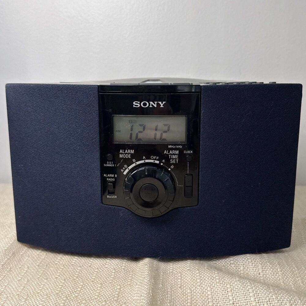 Sony Dream Machine ICF-CD823 FM AM CD Clock Radio Table Top Alarm Tuner Works